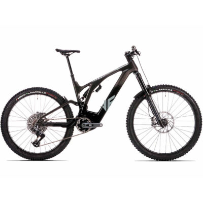 BERRIA STRATOS 8 2024